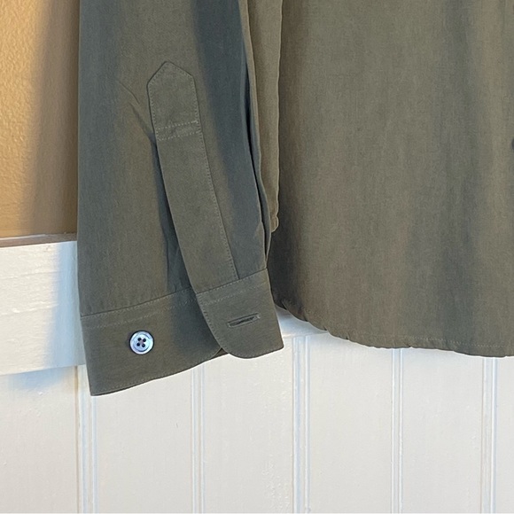 Lands’ End olive green silk button down blouse in size large - Picture 5 of 8